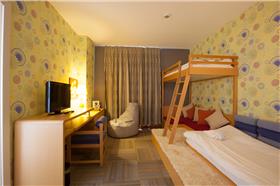 Kids suite