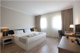 Senior suite room